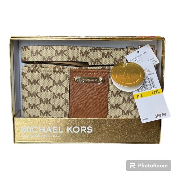 Michael Kors Handbags - ⭐️ Michael Kors Adjustable Belt Bag L/XL